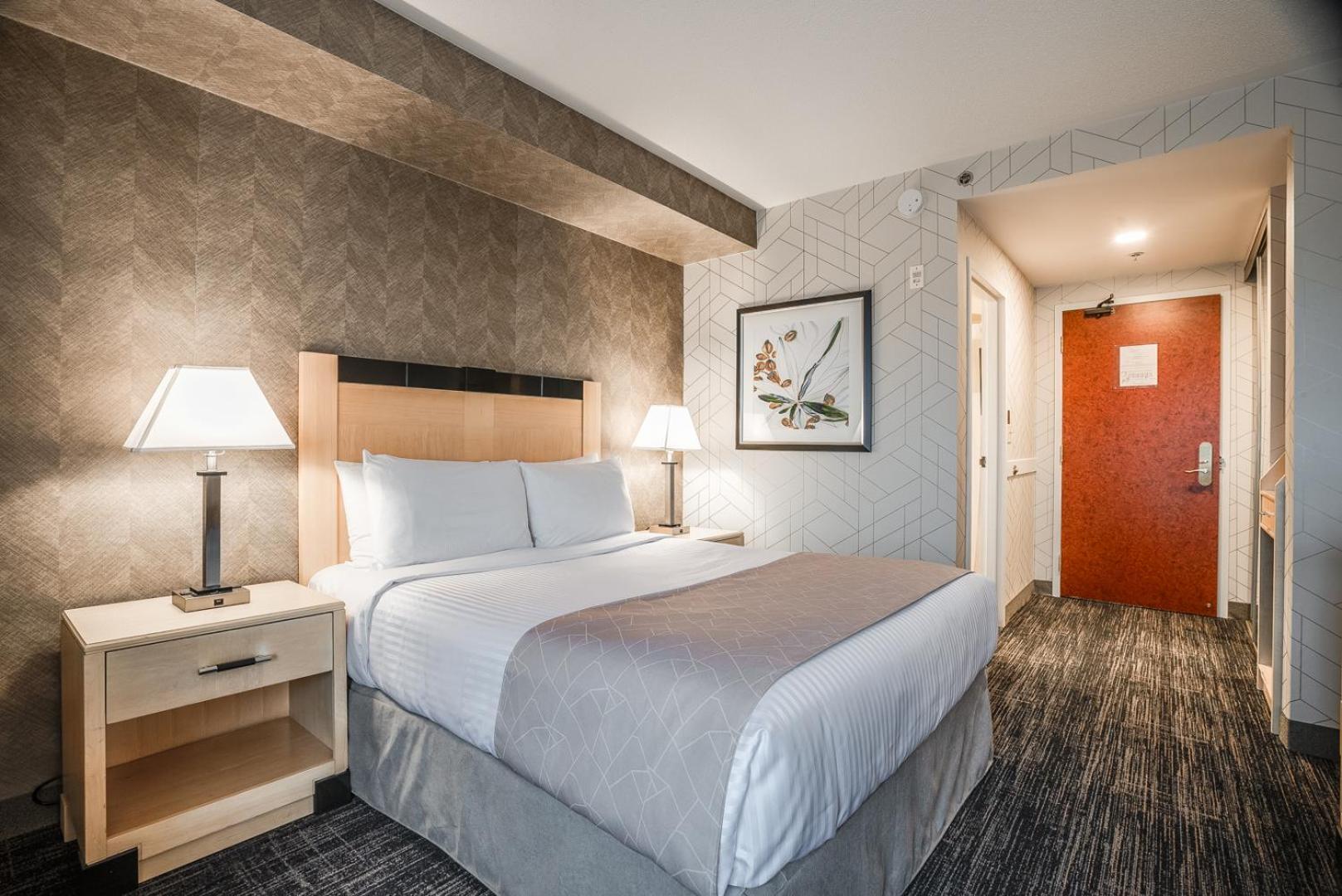 Hotel Monte Carlo - Newly Renovated