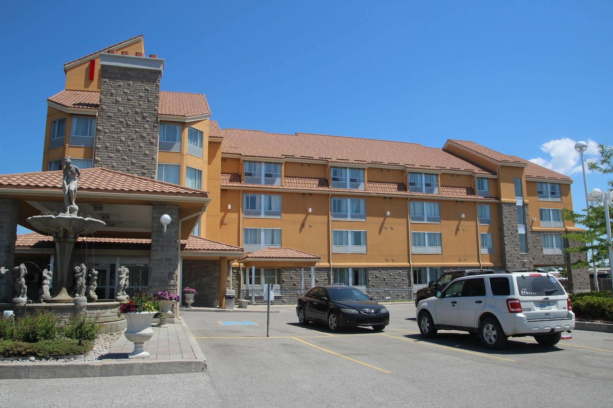 Monte Carlo - Newly Renovated Hotel